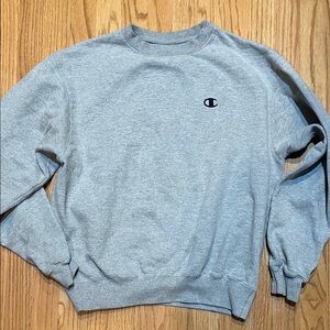 Champion Women's Gray Crewneck Sweater